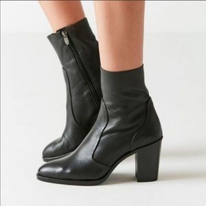 Crosswalk Dream Leather Ankle Boot
